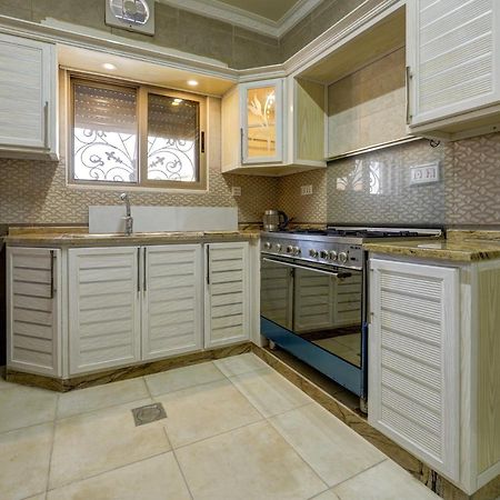 Eng-Murjan Apartment Акаба Экстерьер фото