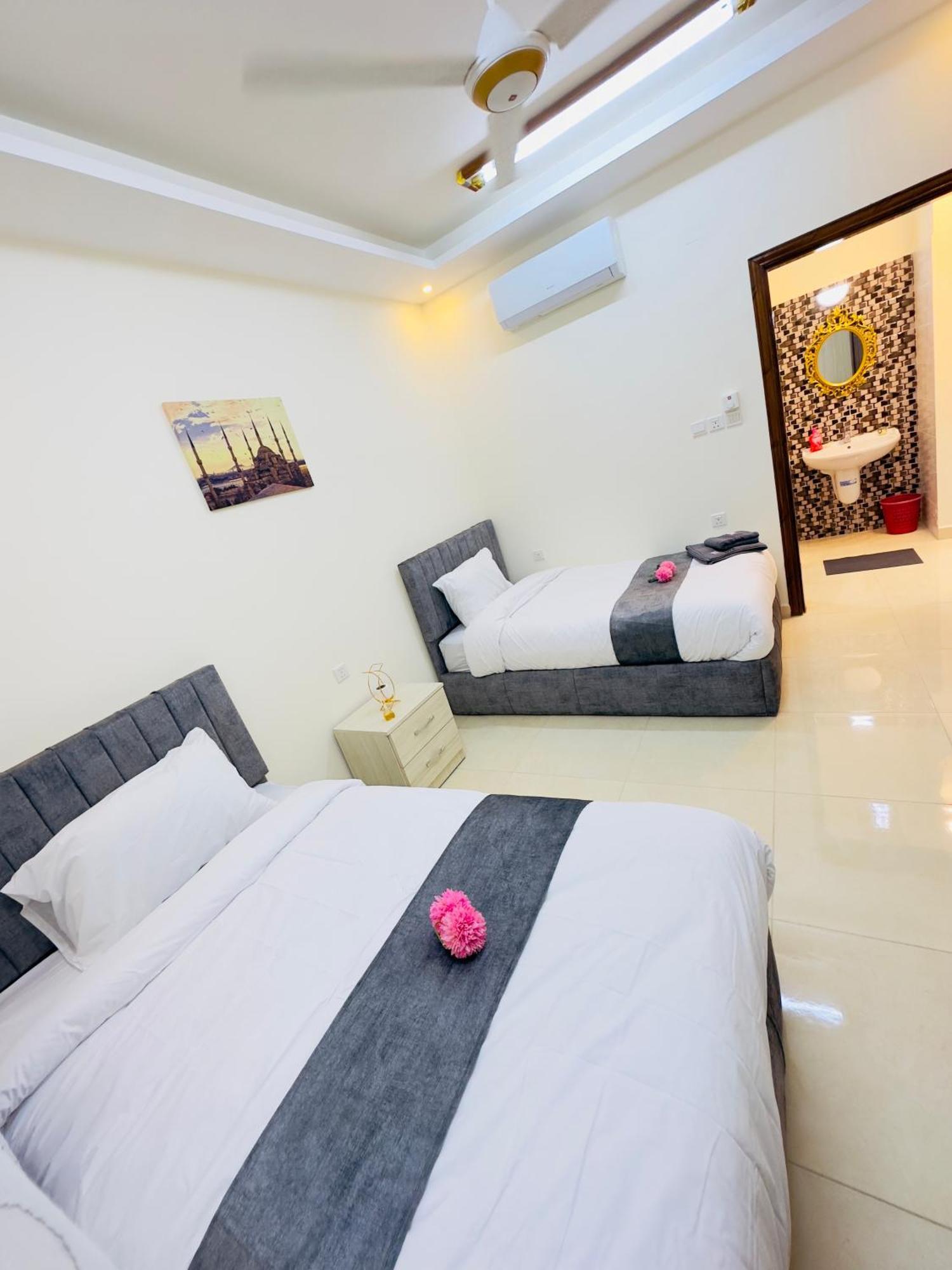 Eng-Murjan Apartment Акаба Экстерьер фото