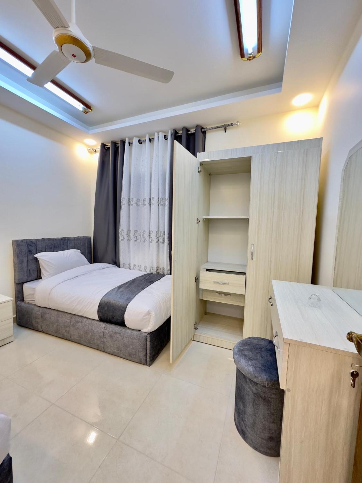 Eng-Murjan Apartment Акаба Экстерьер фото